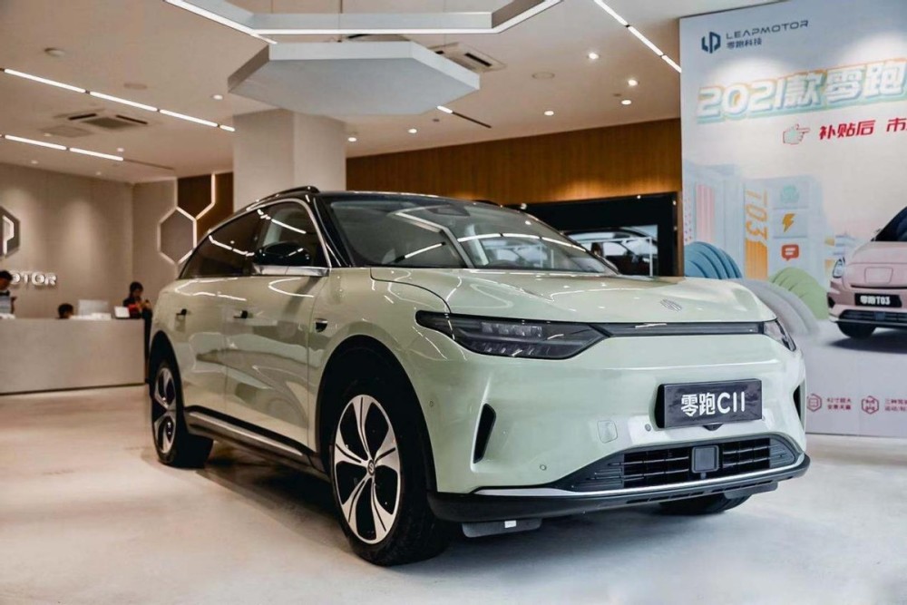 震惊！零跑老板居然为用户开车