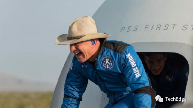 杰夫·贝佐斯2000年接受采访时大谈太空梦想的视频再现网络