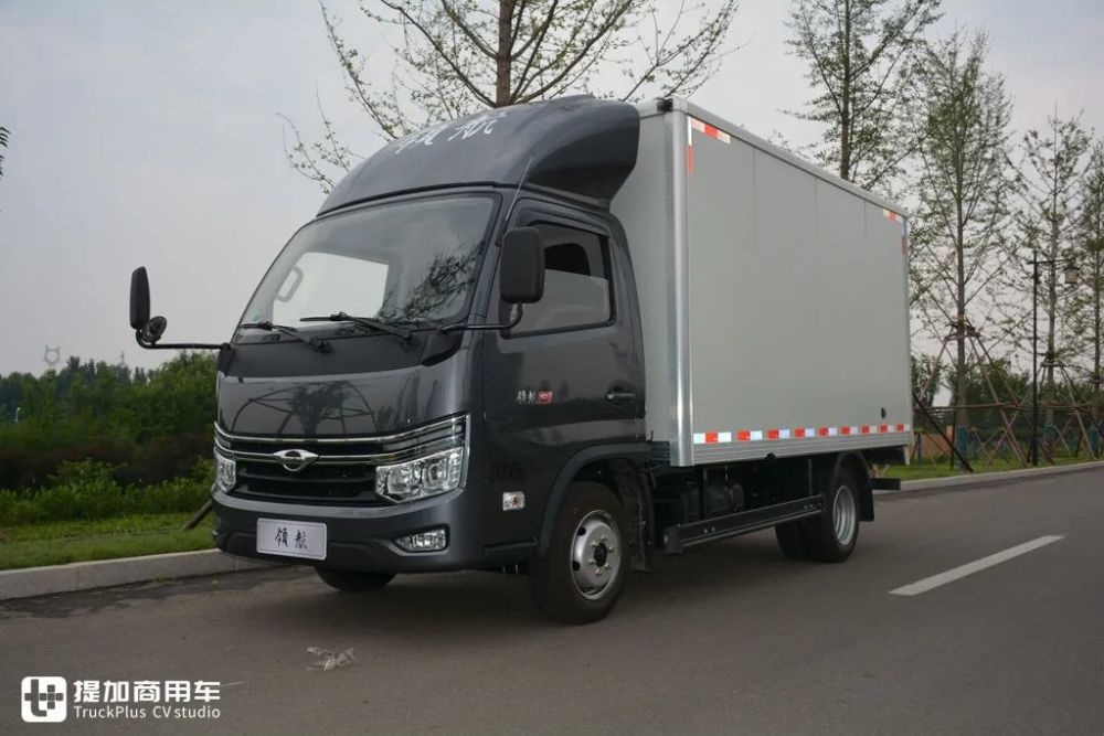 多彩外观真正轿卡内饰，还有减震座椅，国民好小卡领航S1实拍