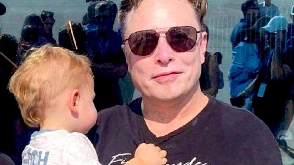 马斯克：人口崩溃或是未来人类文明面临最大风险