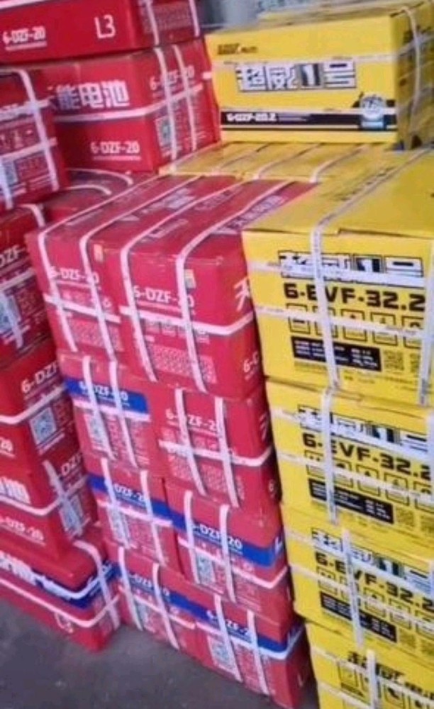 石墨烯电池和黑金电池对比，质量、价格、质保期，哪种换最划算？