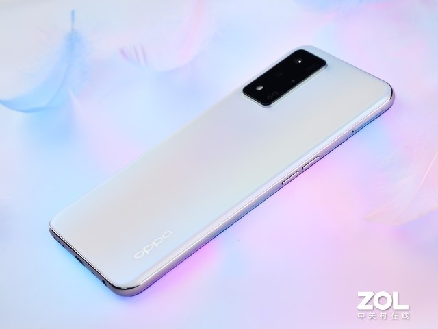 炎炎夏日的一瓶白桃汽水 OPPO A93s图赏