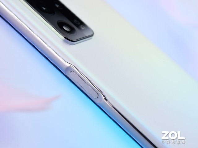 炎炎夏日的一瓶白桃汽水 OPPO A93s图赏