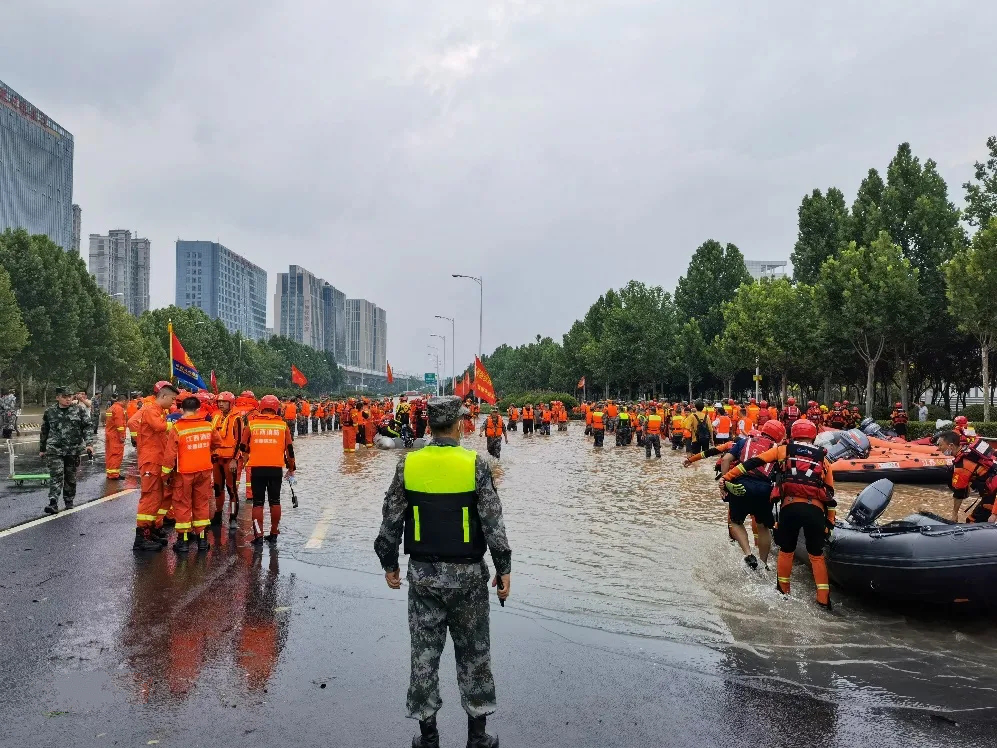 暴雨过后的城市拷问郑州最应该做到的是什么