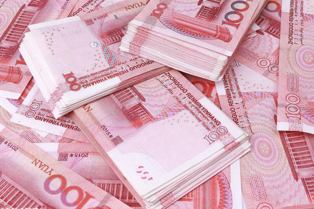 因钱生恨在接受审讯的时候,凌小娟将自己伙同苏克章和刘胜明杀害姐夫
