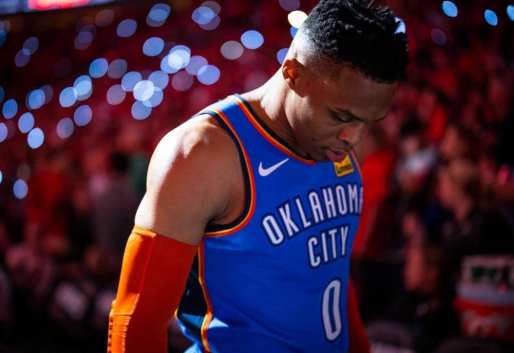 从一人一城到一年一城?威少连续3年被交易,mvp中首人!