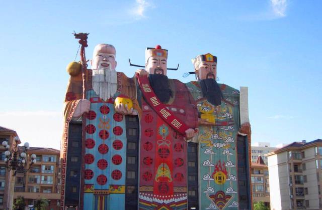 广东民间最令人头皮发麻的房屋,夜晚看了会心慌,建好后没人敢住