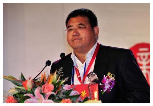 张祥青唐山孤儿成首富汶川地震捐1亿一生行善却未得善终