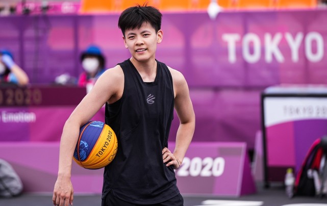 篮球女将杨舒予19岁征战东京因帅火爆全网被赞人间扳手