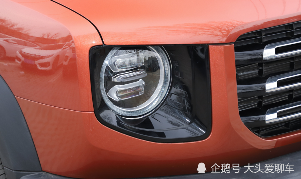 国产又一“精品”SUV！外观霸气不输普拉多，仅12万