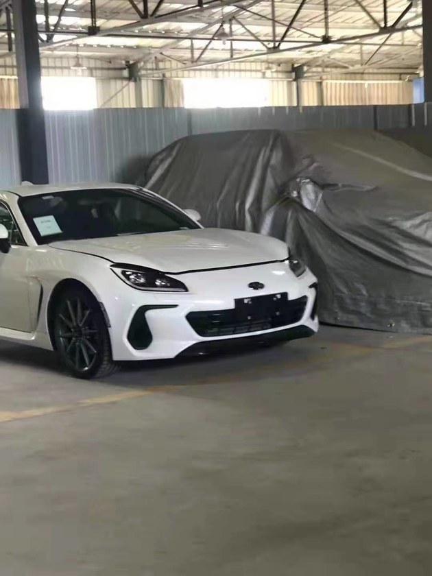 疑似全新斯巴鲁BRZ抵达国内港口 有望引进国内