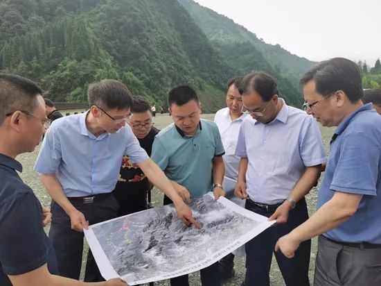 市规划自然资源局检查彭州市地质灾害防治工作