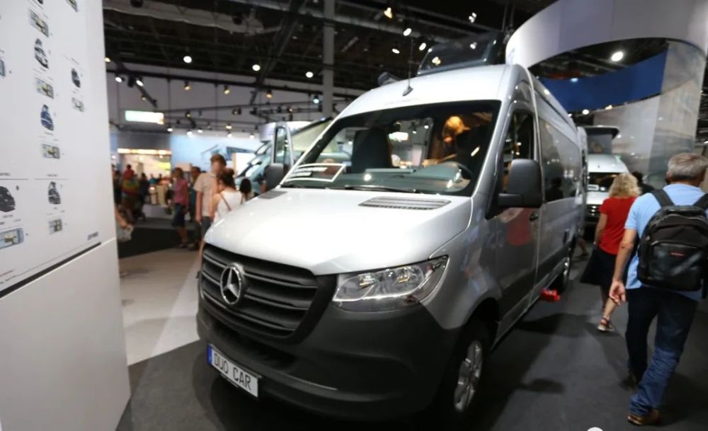 【海外版】德国海姆奔驰露营车!