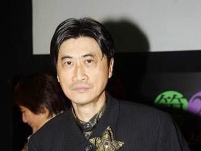 是"跛"不是"坡",叫吴锡豪做跛子可以,让他面子走下坡路不行