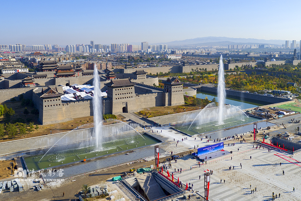 1,关于永泰门广场封闭管理的通告|2,全封闭交通道路施工的通告