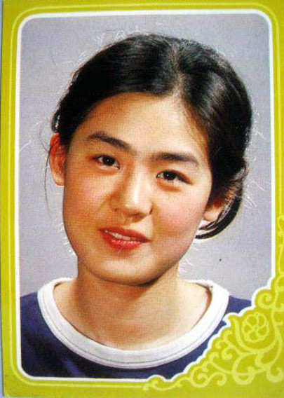 红极一时丛珊:辉煌背后有坎坷,再婚收获幸福_腾讯新闻