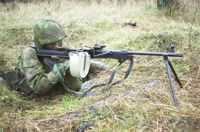 服役半个多世纪芬兰kvkk62轻机枪