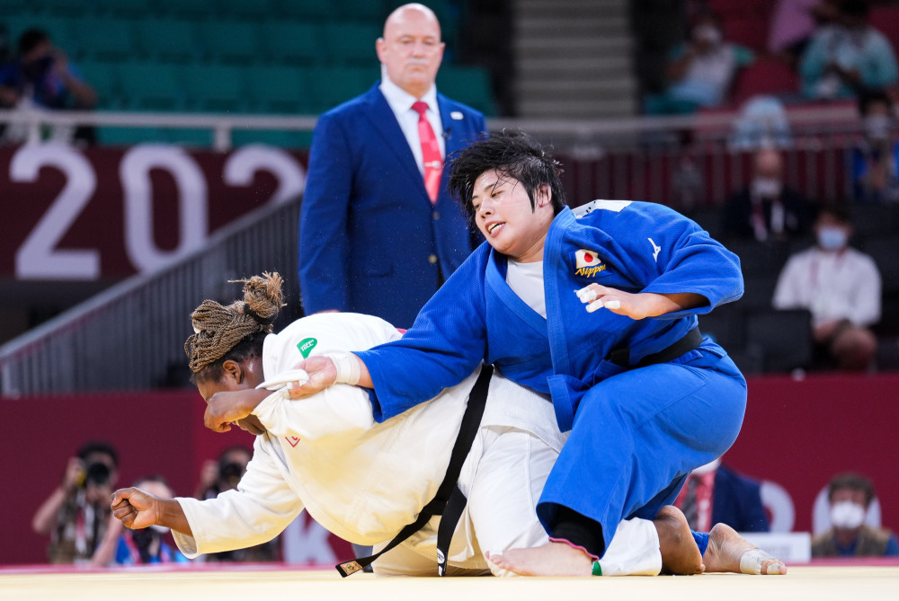 (东京奥运会)柔道——日本选手素根辉夺得女子78公斤以上级冠军
