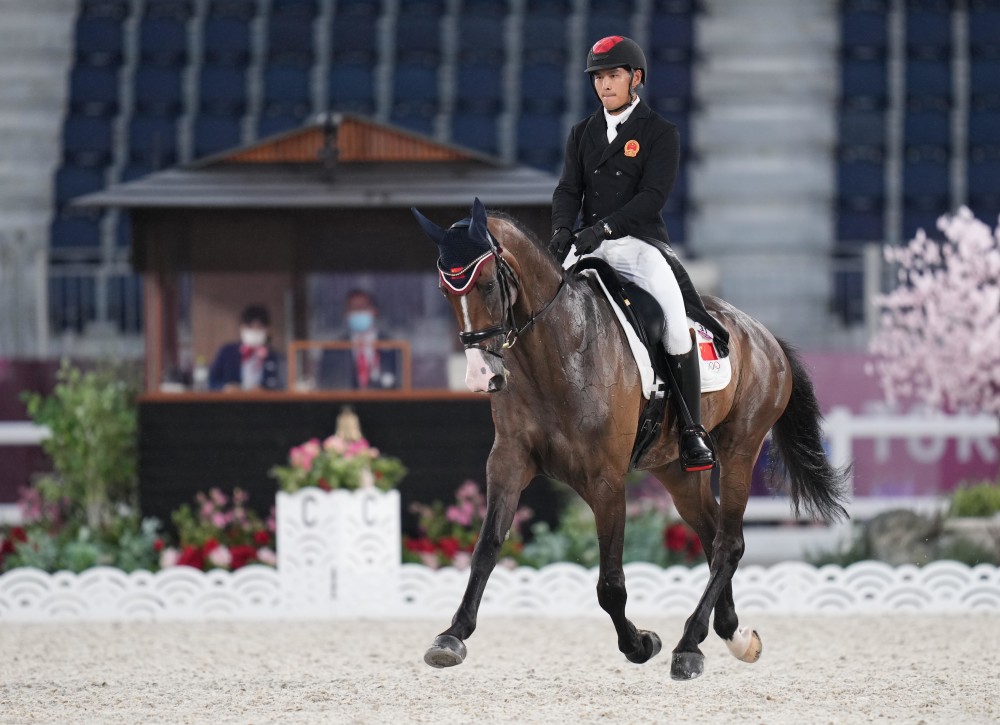 (东京奥运会)马术——马术三项赛盛装舞步项目举行