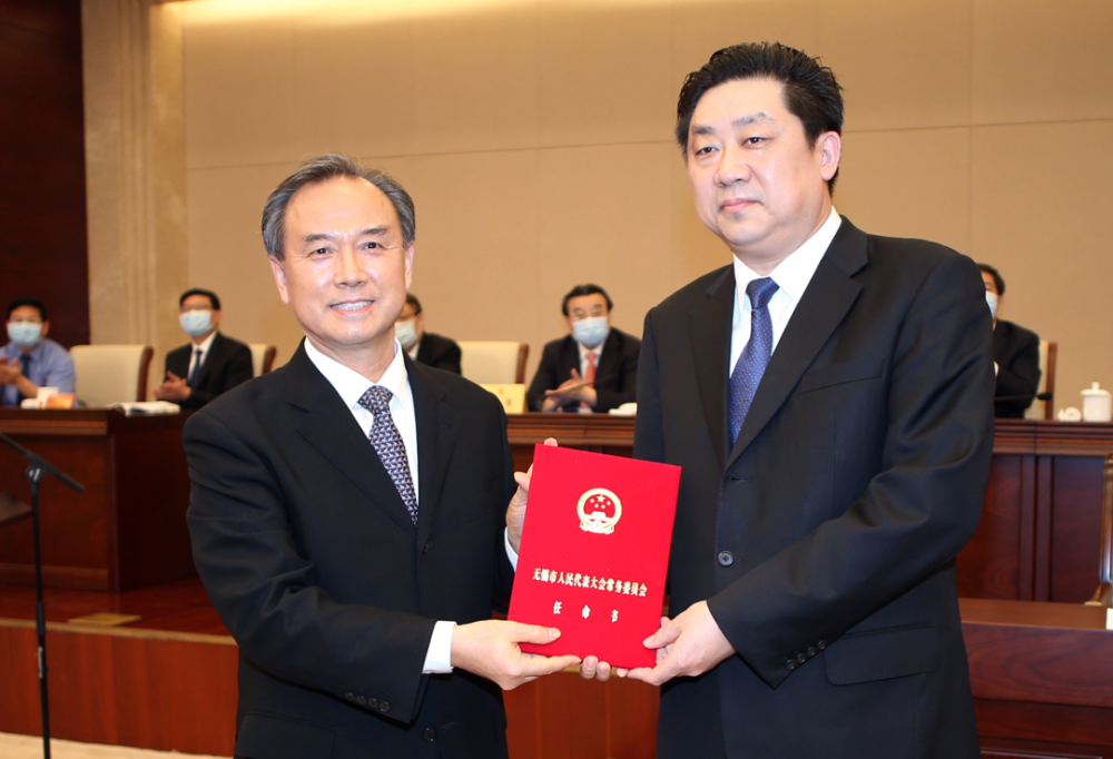 赵建军任无锡市代理市长