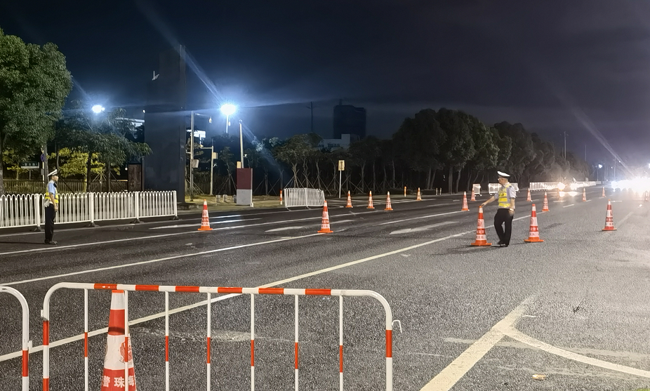 多条道路实行交通管制措施!