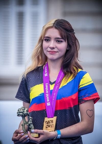 25岁加拿大田径运动员georgia ellenwood,拥有天使脸蛋和魔鬼身材