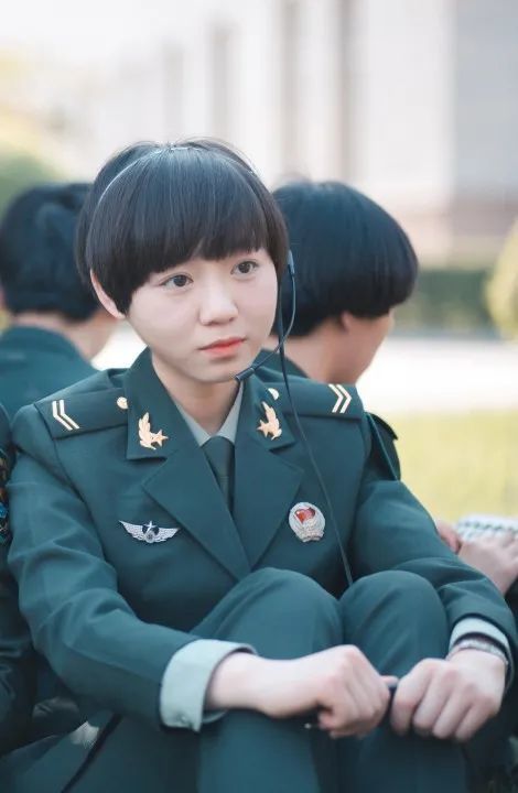 巾帼创业展美姿|"小万姑娘"入选"成华区最美退役军人"!