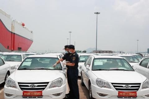 南沙区迎来疫情后首批110台二手车出口