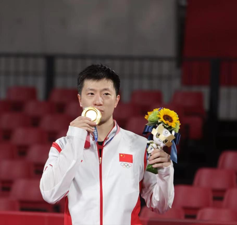 马龙夺冠透露赢球原因创造四项国乒纪录无人能及樊振东不哭