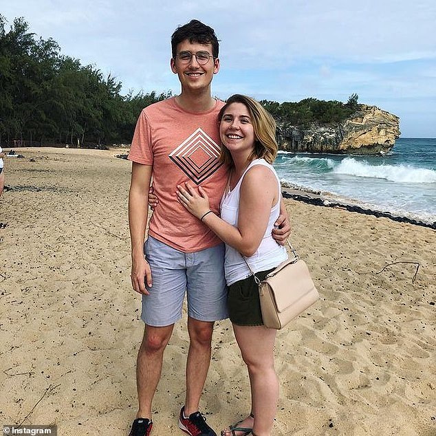 美国年轻夫妻分享日常走红,原属两个经济阶层,生活习惯千差万别_腾讯