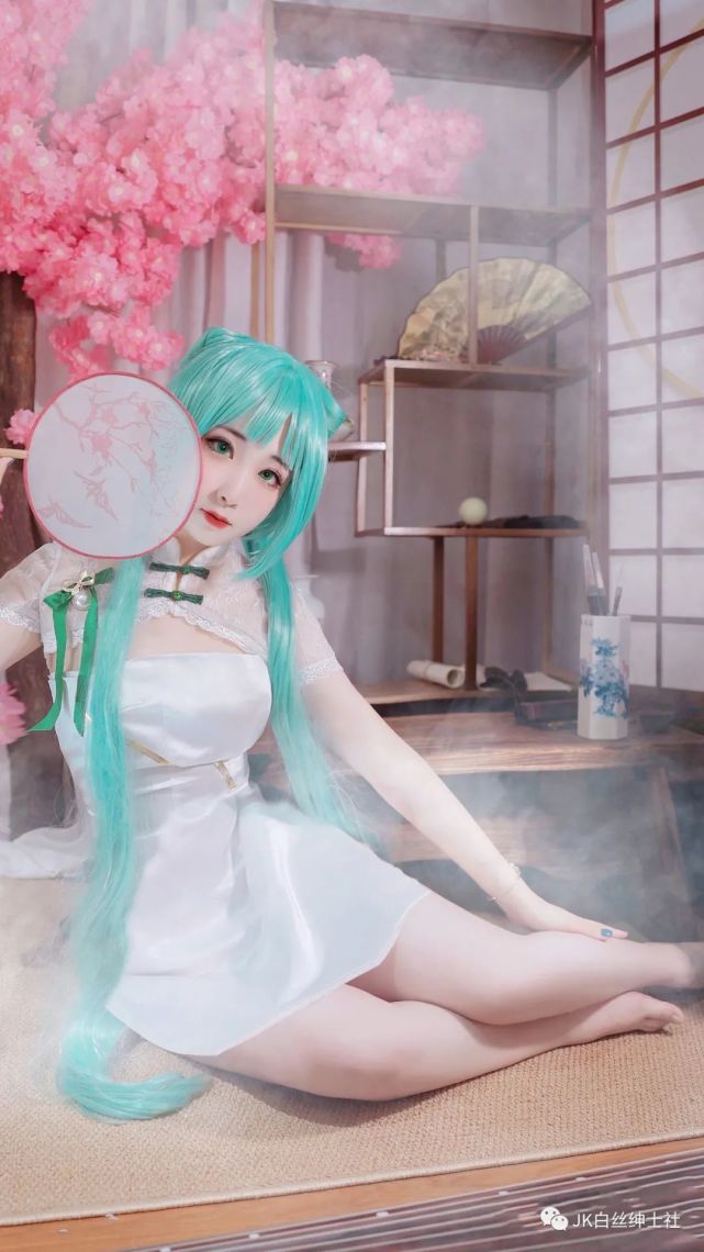 cos:初音·韶华国风旗袍cos正片@子苓