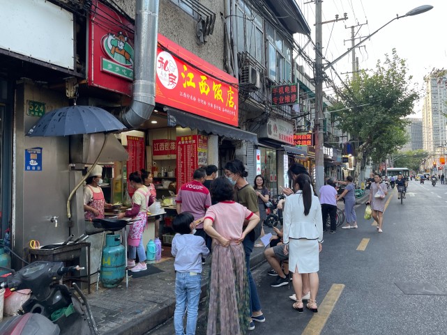 紅救不了大城市裡的蒼蠅館子|蒼蠅館子|韋香惠|江西飯店|上海|順昌路