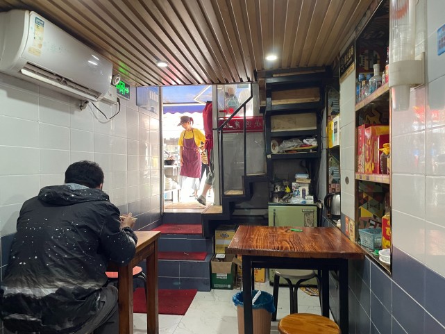 【特写】网红救不了大城市里的苍蝇馆子|苍蝇馆子|韦香惠|江西饭店