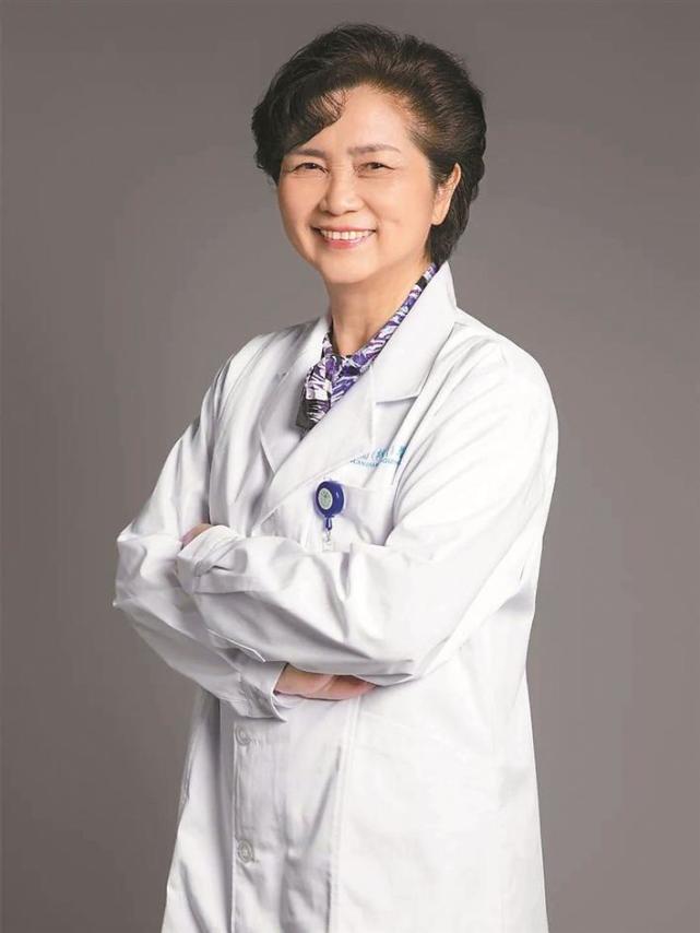 李兰娟:三进武汉抗疫一线 从死神手中抢回多位危重症患者的生命