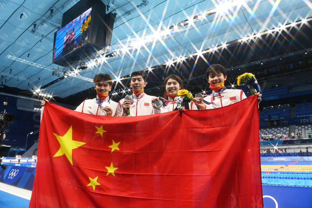 新华社照片,东京 ,2021年7月31日(东京奥运会)(2)游泳——男女混合4x