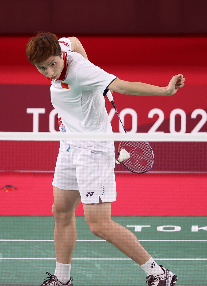 东京奥运会羽毛球男子单打石宇奇无缘四强