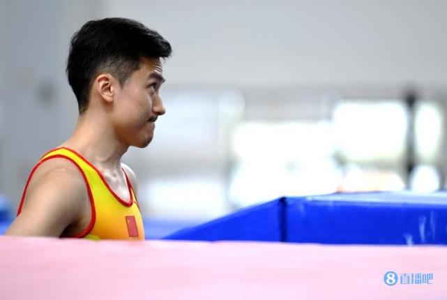 董栋银牌外国网友气炸官号集体留言金牌被偷