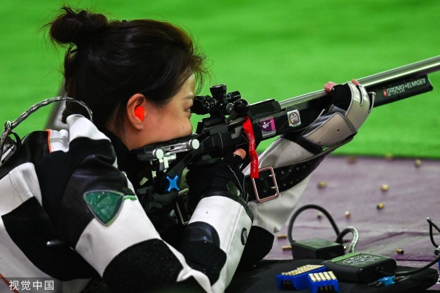 端起步枪变身冷面胜负手|射击_体育|10米气步枪|东京奥运会|史梦瑶