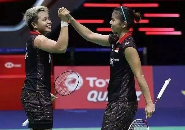 东京奥运羽毛球战报:谌龙,陈清晨/贾一凡顺利晋级,石宇奇溃败