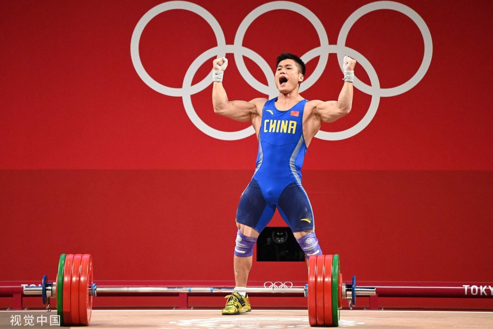 吕小军夺冠创造两大纪录奥运史上最年长举重冠军