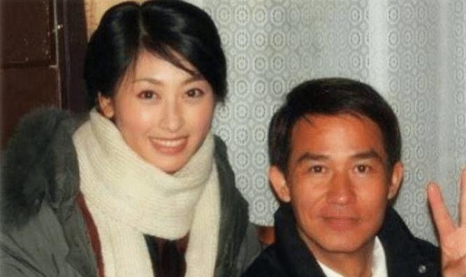 他60岁娇妻才37岁站在一起像父女娇妻却是张铁林前妻