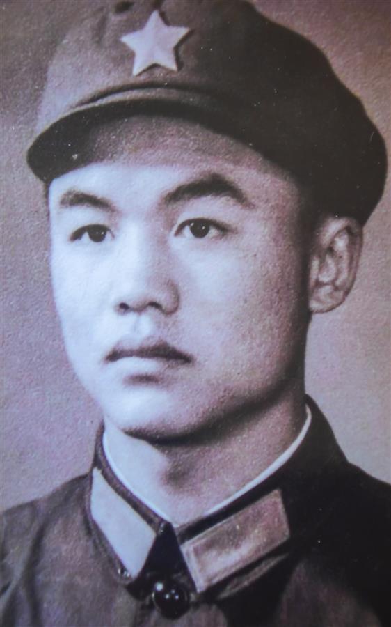 "导弹司令"杨业功有一群湖北战友,听这位老兵讲述火箭军的故事