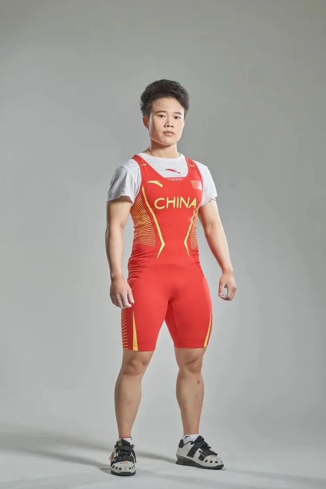 举重冠军侯志慧:里约奥运被替换,5年后成"杠铃战士"!