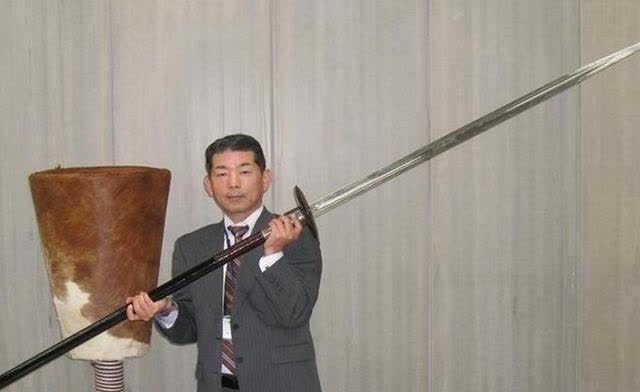 唐朝用陌刀打下江山,为何威力强大的陌刀到宋朝就被抛弃了?