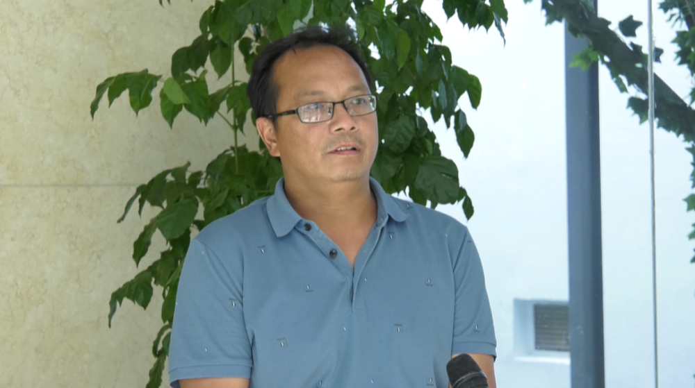 安龙县植保植检站站长 李定超:通过今天的观摩学习和下午的培训,我们