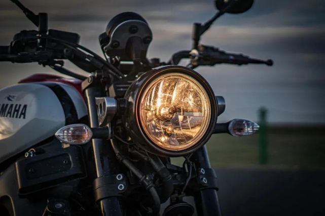 ���˶����ִ����ţ�������XS900R