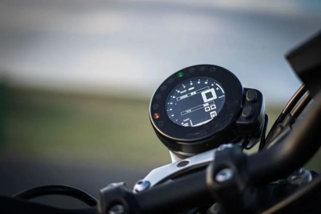 ���˶����ִ����ţ�������XS900R