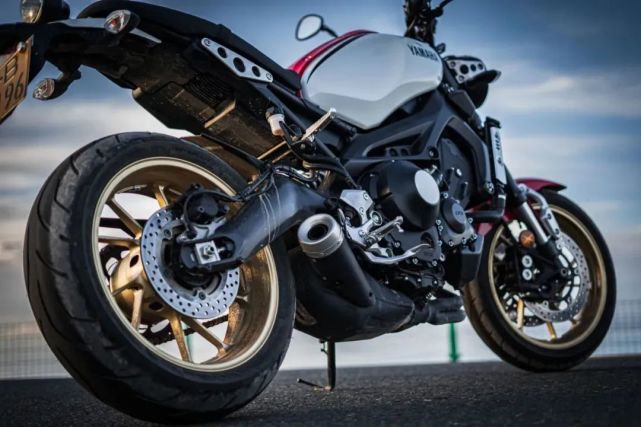 ���˶����ִ����ţ�������XS900R