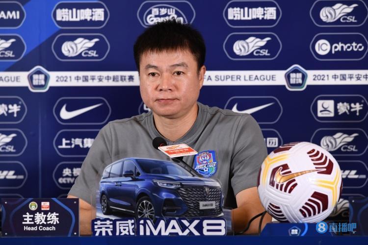 中超 于根伟：球队接连出现伤病确实很困难 相信保级任务一定可以完成