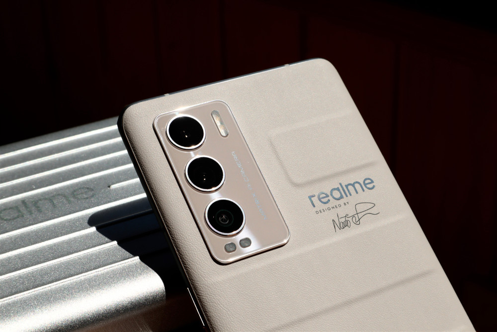 realmegt大师探索版vsopporeno6pro父子之争谁胜谁败